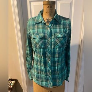 Marmot Women’s Teal Button Down with Double Breast Pocket, size small